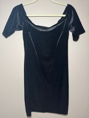 B Darlin Black Velvet Off-Shoulder Mini Dress